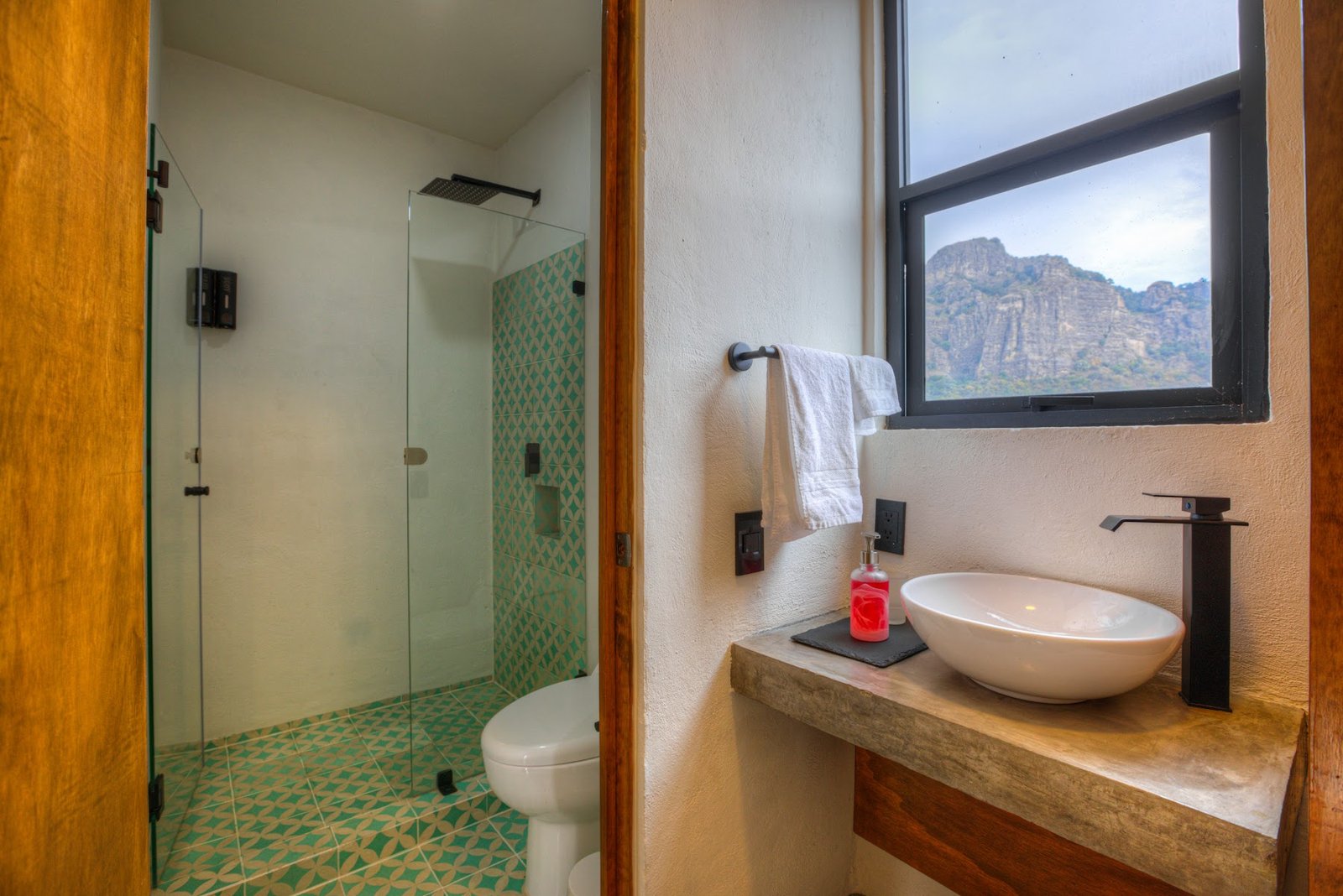 Habitación con vista al jardín y cama Queen en Casa Ehua – foto 4
