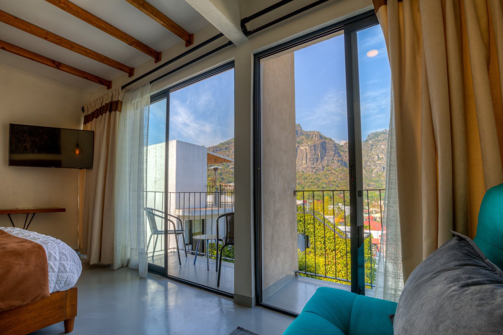 Suite Panorámica frente al Tepozteco en Casa Ehua – foto 5