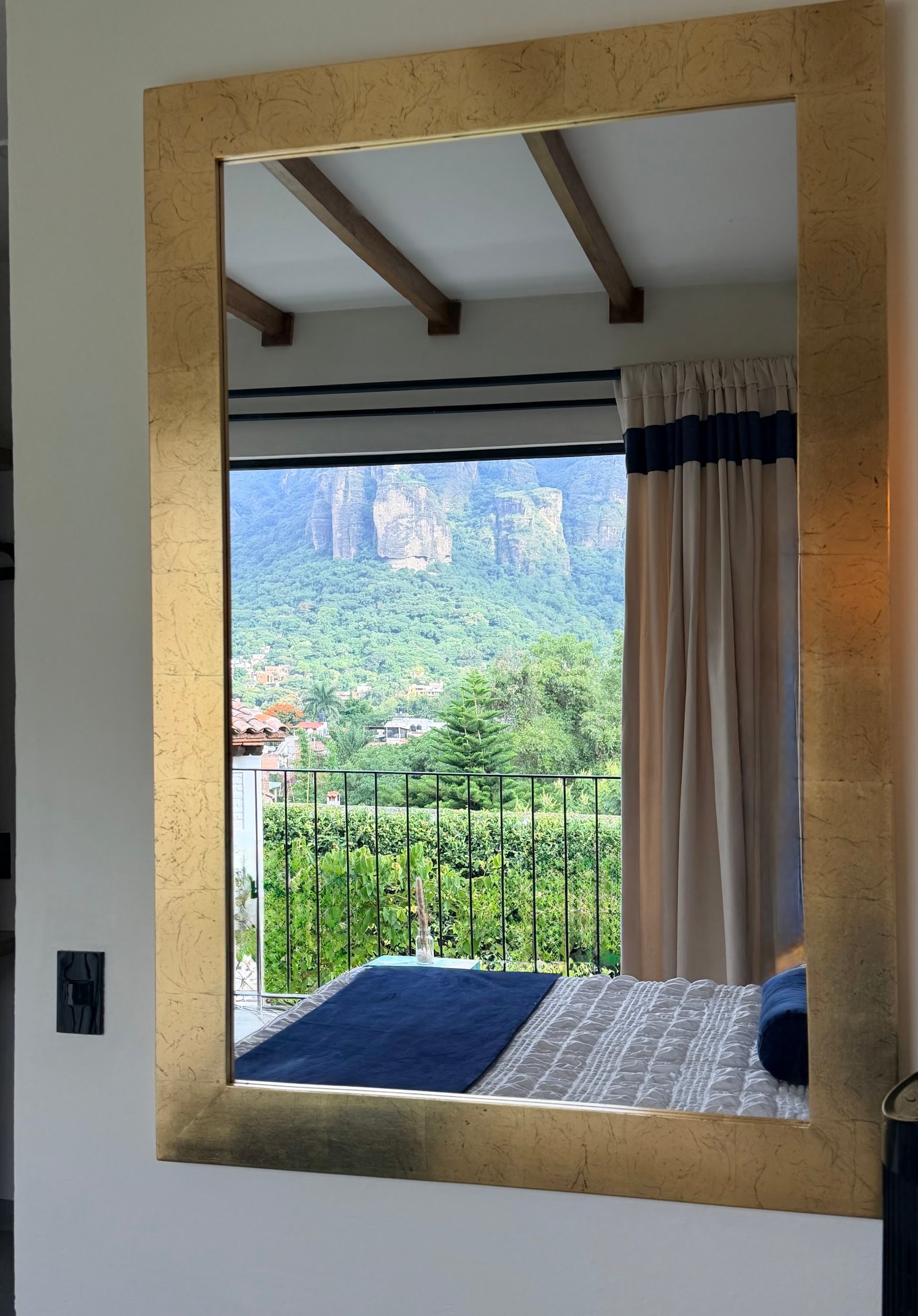 Habitación con balcón y vista al Tepozteco en Casa Ehua – foto 3