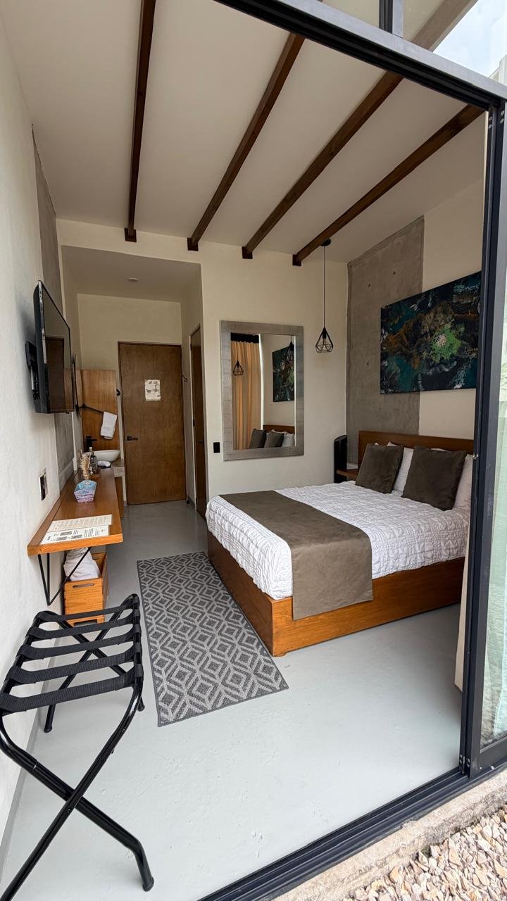 Habitación en planta baja con terraza privada en Casa Ehua – foto 9